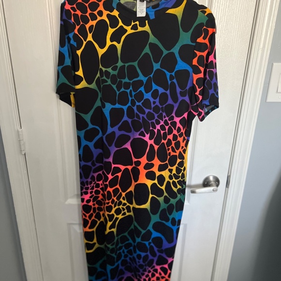 Colorful BodyCon - Picture 2 of 3